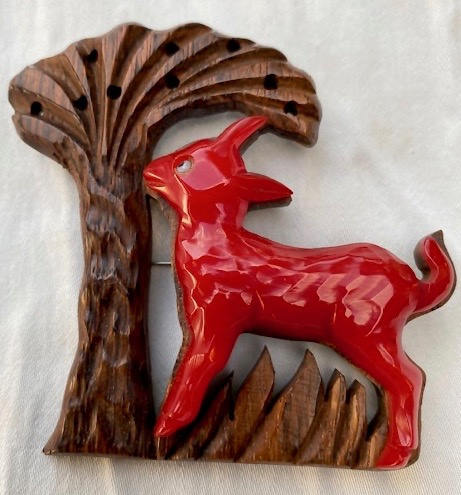 BP356 red bakelite on wood lamb pin